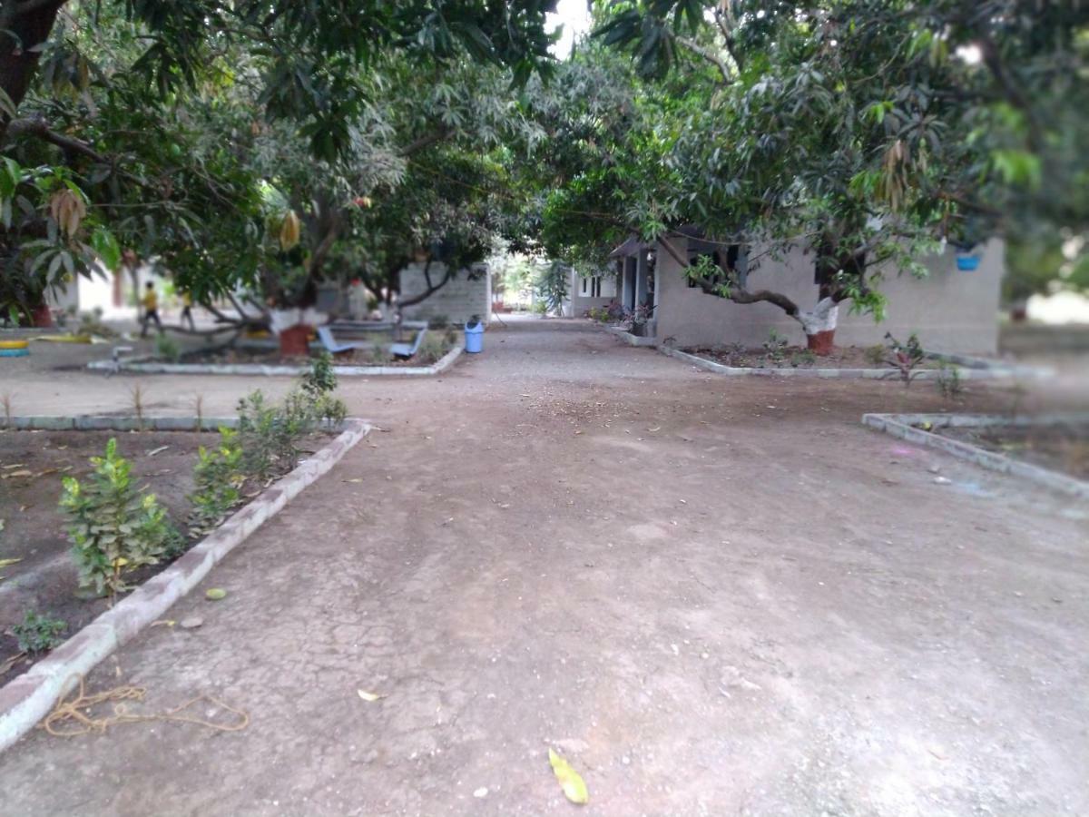 Shiv Farm House Hotel Sasan Gir Exterior photo